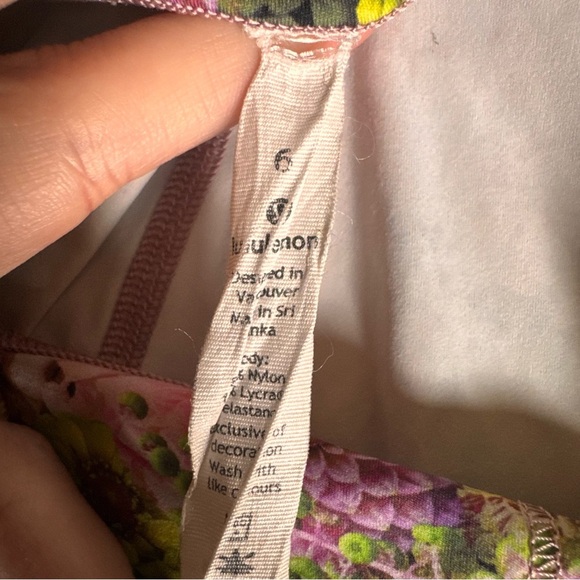 Lululemon Wunder Under High-Rise Tight Inflorescent Multi Floral Size 6 - Picture 9 of 10